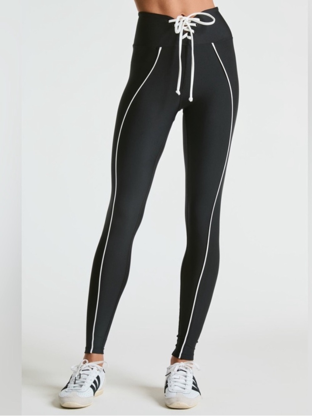 Year of Ours Black High-Waist Leggings with White Piping